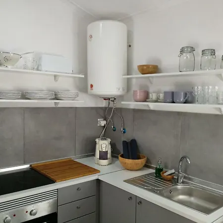 Traveller's Apartment *